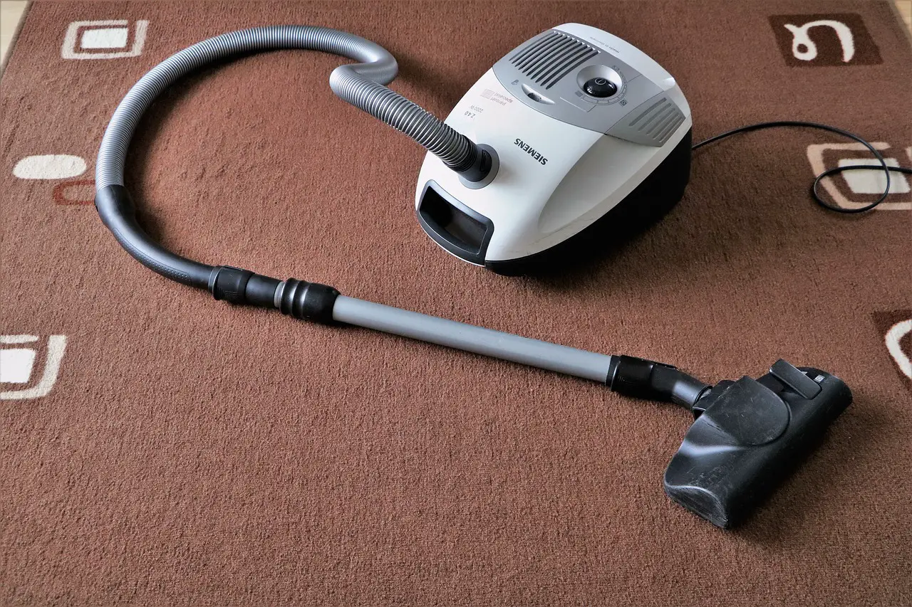 Top 5 reasons why you should hire carpet cleaners in Singapore