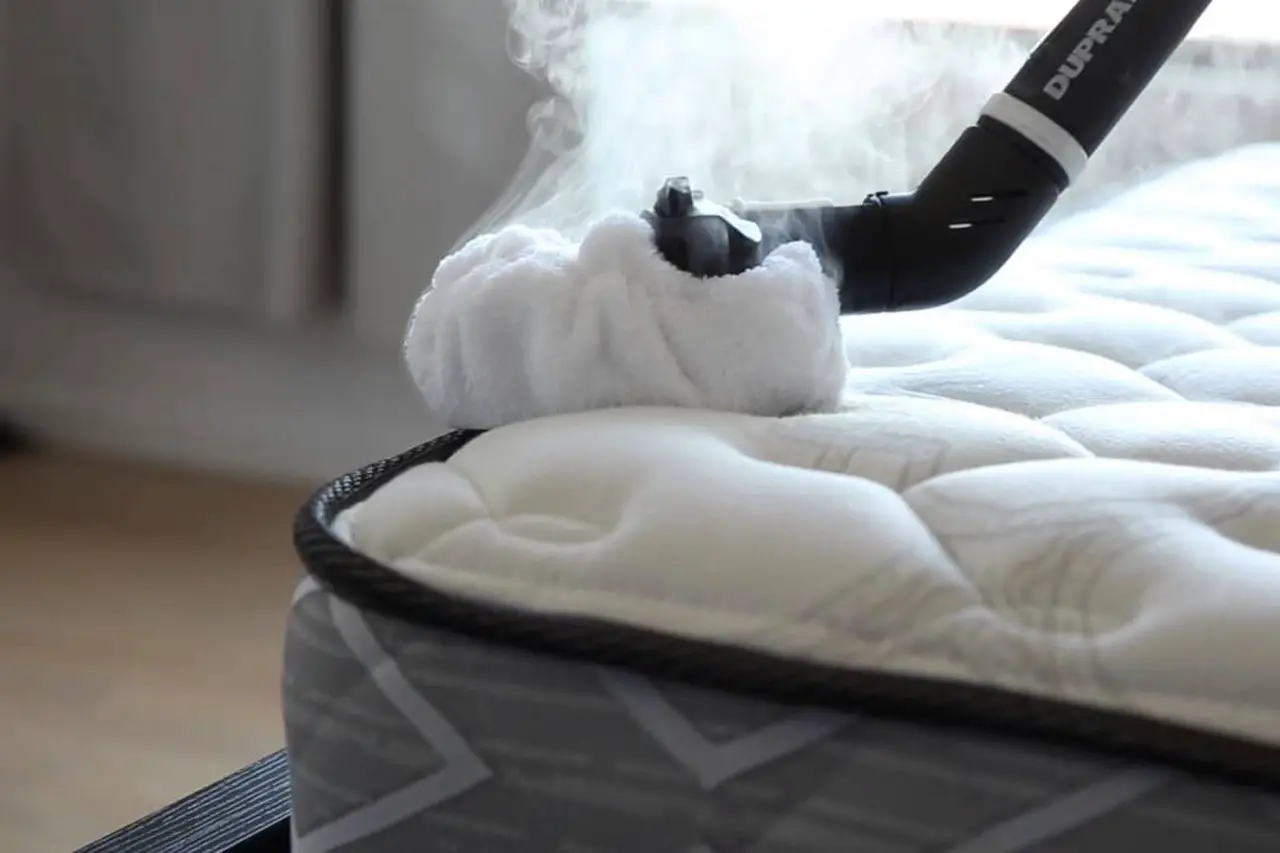 How to clean the mattress
