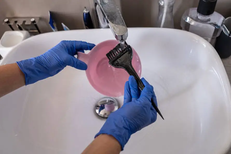 How To Remove Hair Dye Stains From Sink [ Detailed Answer ]